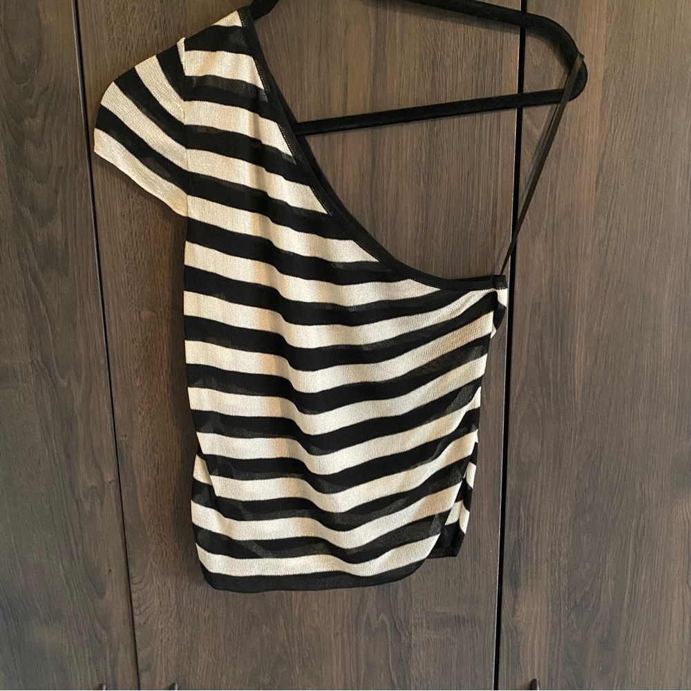 Bebe Asymmetrical One Shoulder Top Blk/Wht Size Medium